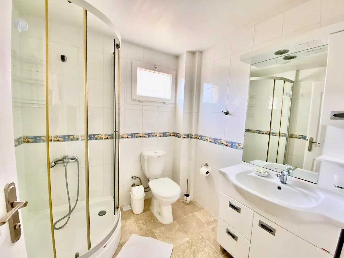 Spacious 4 Bedroom Villa With 100M2 Private Pool And Unlimited Wifi Φετιγιέ Τουρκία