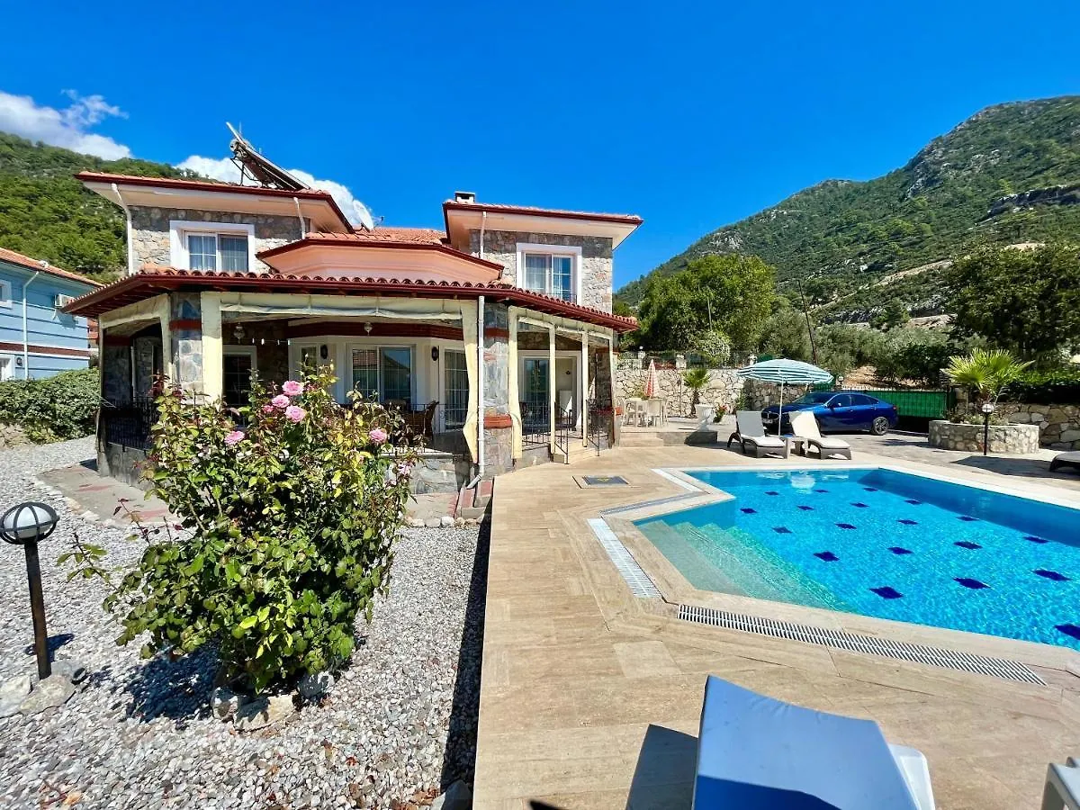 Spacious 4 Bedroom Villa With 100M2 Private Pool And Unlimited Wifi Φετιγιέ Τουρκία